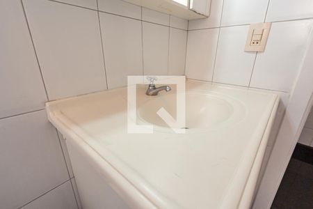 Casa à venda com 690m², 5 quartos e 9 vagas Casa à venda com 690m², 5 quartos e 9 vagasBanheiro de Serviço