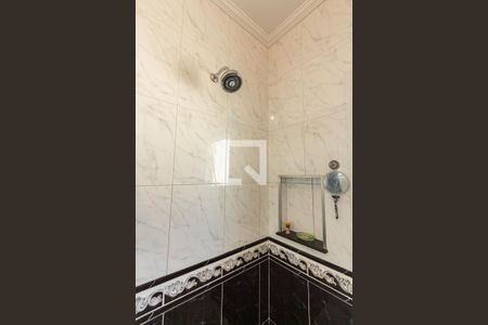 Casa à venda com 690m², 5 quartos e 9 vagas Casa à venda com 690m², 5 quartos e 9 vagasBanheiro