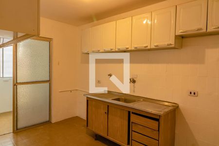 Cozinha de apartamento para alugar com 1 quarto, 50m² em Vila Guarani (z Sul), São Paulo