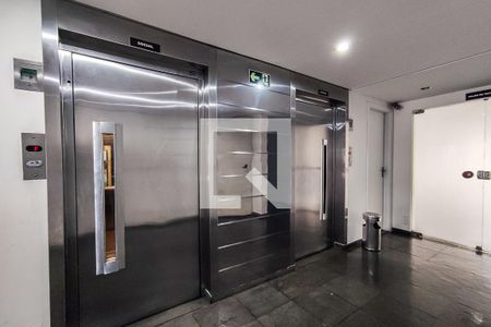 Apartamento para alugar com 56m², 1 quarto e 1 vagaÁrea Comum - Hall Elevadores