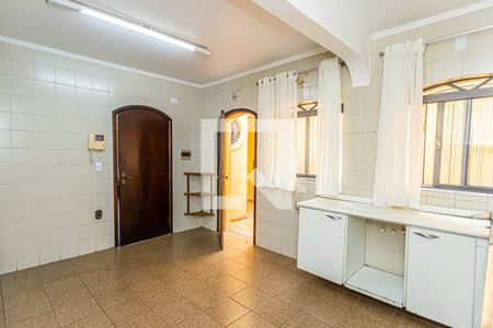 Cozinha de casa para alugar com 3 quartos, 300m² em Conjunto Residencial Santa Terezinha, São Paulo