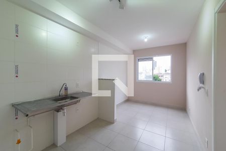 Cozinha / Sala de apartamento para alugar com 1 quarto, 27m² em Cambuci, São Paulo