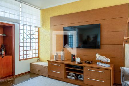 Sala de casa à venda com 3 quartos, 430m² em Jardim das Samambaias, Jundiaí