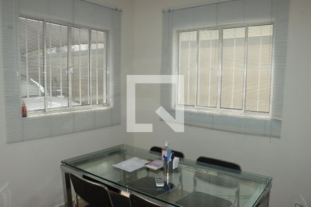 Casa para alugar com 3 quartos, 150m² em Jardim Barro Branco, Cotia