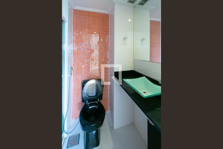 Apartamento para alugar com 92m², 3 quartos e 1 vaga Apartamento para alugar com 92m², 3 quartos e 1 vagaBanheiro da Suíte