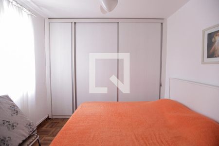 Casa à venda com 90m², 2 quartos e 1 vagaQuarto