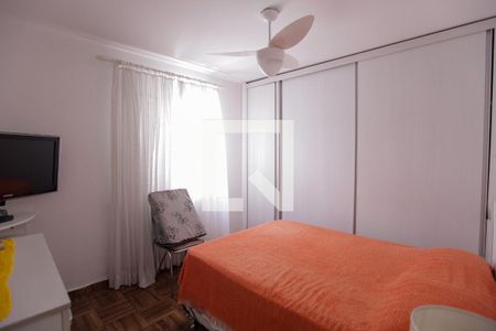 Casa à venda com 90m², 2 quartos e 1 vagaQuarto