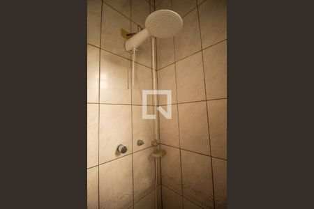 Casa à venda com 255m², 3 quartos e 2 vagas Casa à venda com 255m², 3 quartos e 2 vagasBanheiro de Serviço