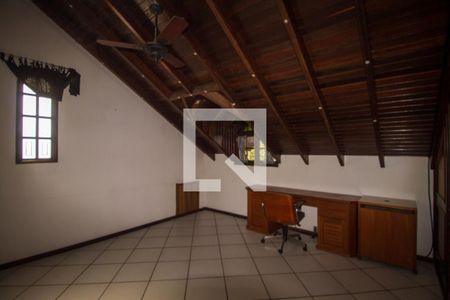 Casa à venda com 255m², 3 quartos e 2 vagas Casa à venda com 255m², 3 quartos e 2 vagasQuarto 3