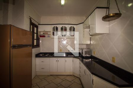 Casa à venda com 255m², 3 quartos e 2 vagas Casa à venda com 255m², 3 quartos e 2 vagasCozinha