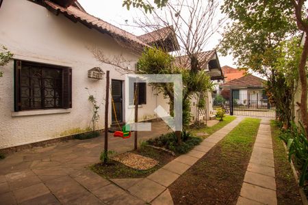 Casa à venda com 255m², 3 quartos e 2 vagas Casa à venda com 255m², 3 quartos e 2 vagasÁrea Externa