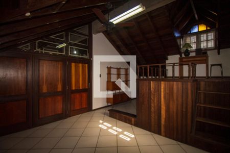 Casa à venda com 255m², 3 quartos e 2 vagas Casa à venda com 255m², 3 quartos e 2 vagasQuarto 3