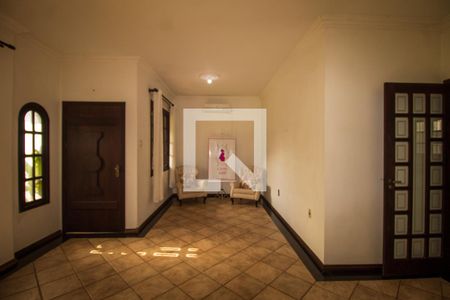 Sala de casa à venda com 3 quartos, 255m² em Medianeira, Porto Alegre