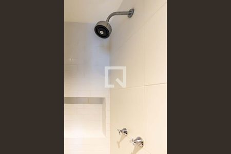 Banheiro de apartamento para alugar com 1 quarto, 25m² em Consolação, São Paulo