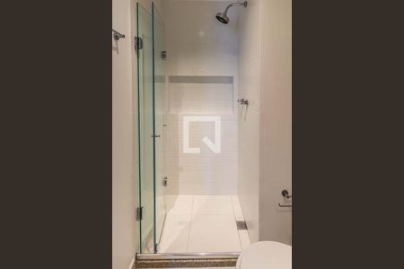 Banheiro de apartamento para alugar com 1 quarto, 25m² em Consolação, São Paulo