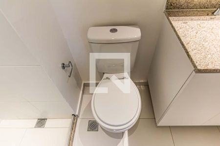 Banheiro de apartamento para alugar com 1 quarto, 25m² em Consolação, São Paulo