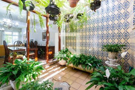 Casa à venda com 171m², 3 quartos e 3 vagasJardim de inverno