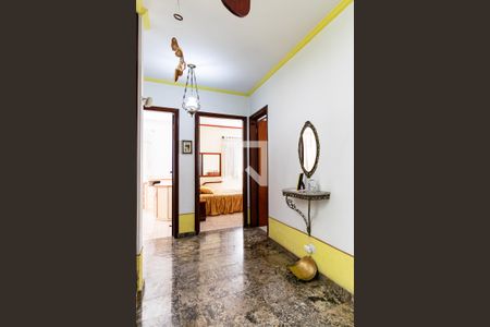 Corredor de casa à venda com 3 quartos, 171m² em Parque Jabaquara, São Paulo