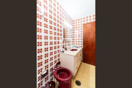 Casa à venda com 171m², 3 quartos e 3 vagasBanheiro da Suíte