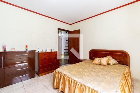 Casa à venda com 171m², 3 quartos e 3 vagasSuíte