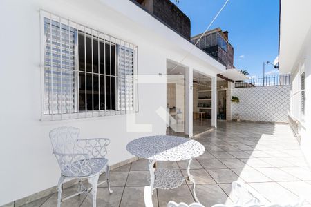 Casa à venda com 171m², 3 quartos e 3 vagasQuintal