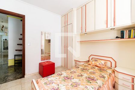 Casa à venda com 171m², 3 quartos e 3 vagasQuarto 2