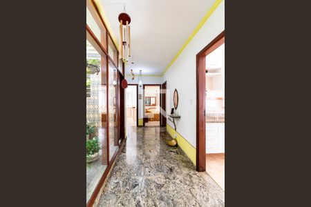 Corredor de casa à venda com 3 quartos, 171m² em Parque Jabaquara, São Paulo