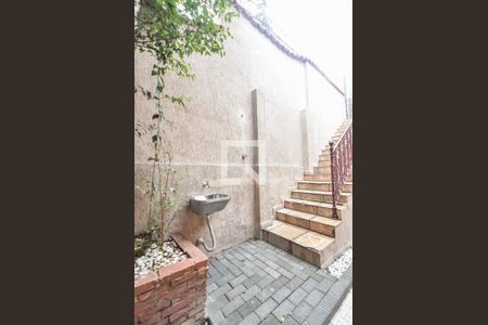 Casa para alugar com 50m², 1 quarto e 1 vagaÁrea de Serviço