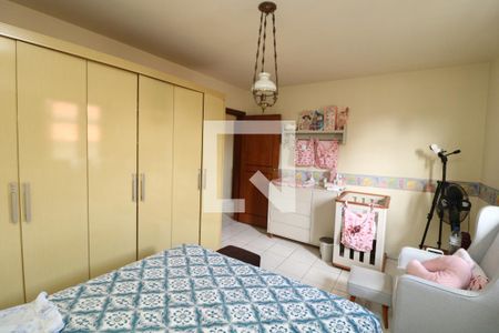 Casa à venda com 210m², 3 quartos e 4 vagasquarto 1