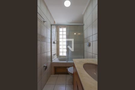 Apartamento para alugar com 120m², 2 quartos e 2 vagasBanheiro da Suite