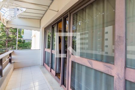 Apartamento à venda com 108m², 3 quartos e 2 vagasVaranda da Sala 