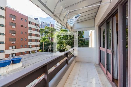 Varanda da Sala  de apartamento à venda com 3 quartos, 108m² em Bela Vista, Porto Alegre