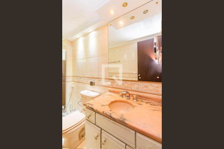 Apartamento à venda com 108m², 3 quartos e 2 vagasBanheiro 