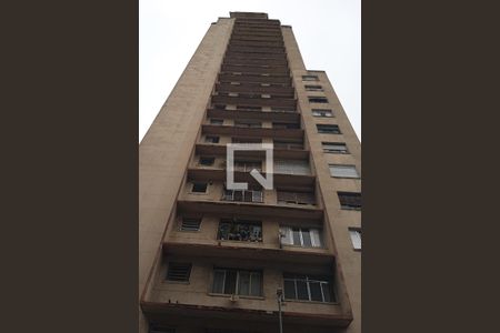 Apartamento à venda com 109m², 2 quartos e sem vagaFachada