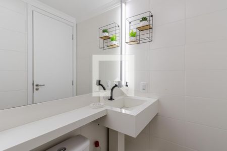 Apartamento para alugar com 41m², 2 quartos e sem vaga Apartamento para alugar com 41m², 2 quartos e sem vagaBanheiro