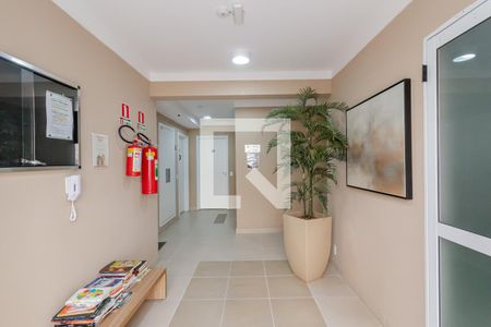 Apartamento para alugar com 41m², 2 quartos e sem vaga Apartamento para alugar com 41m², 2 quartos e sem vagaHall Social