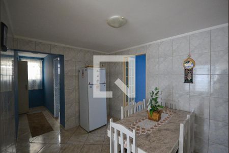 Casa à venda com 130m², 2 quartos e 2 vagasCozinha