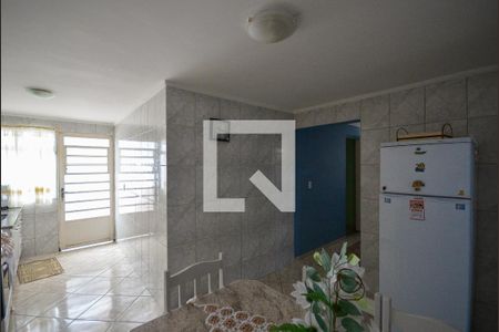 Casa à venda com 130m², 2 quartos e 2 vagasCozinha