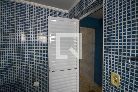 Casa à venda com 130m², 2 quartos e 2 vagasBanheiro Social