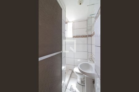 Banheiro de apartamento para alugar com 1 quarto, 30m² em Irajá, Rio de Janeiro