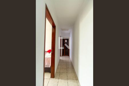 Corredor de casa à venda com 4 quartos, 176m² em Paulicéia, São Bernardo do Campo