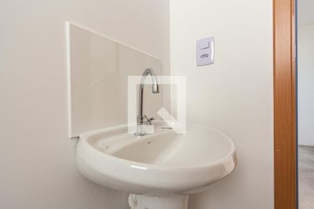 Apartamento para alugar com 43m², 2 quartos e sem vagaBanheiro