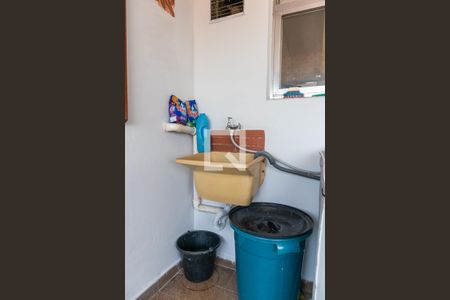 Casa à venda com 105m², 3 quartos e 2 vagasÁrea de serviço