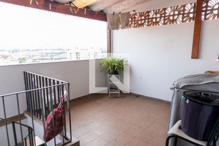 Casa à venda com 105m², 3 quartos e 2 vagasÁrea de serviço