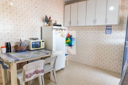 Casa à venda com 105m², 3 quartos e 2 vagasCozinha