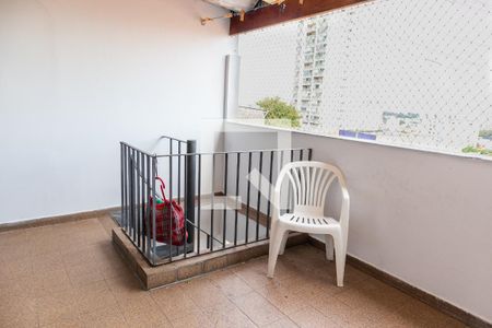 Casa à venda com 105m², 3 quartos e 2 vagasÁrea de serviço