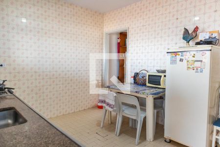 Casa à venda com 105m², 3 quartos e 2 vagasCozinha