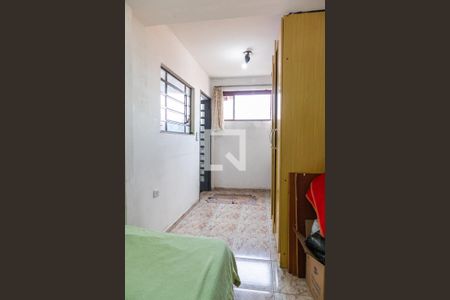 Casa à venda com 105m², 3 quartos e 2 vagasQuarto de serviço