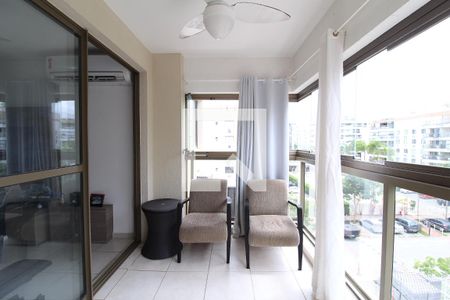 Apartamento à venda com 85m², 3 quartos e 1 vagaVaranda