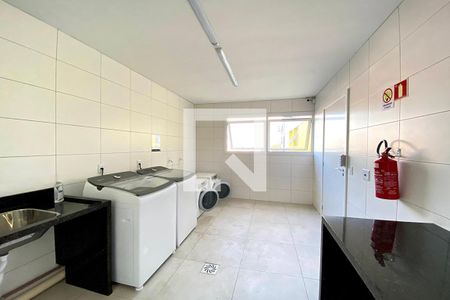 Studio para alugar com 27m², 1 quarto e 1 vaga Studio para alugar com 27m², 1 quarto e 1 vagaÁrea comum - Lavanderia
